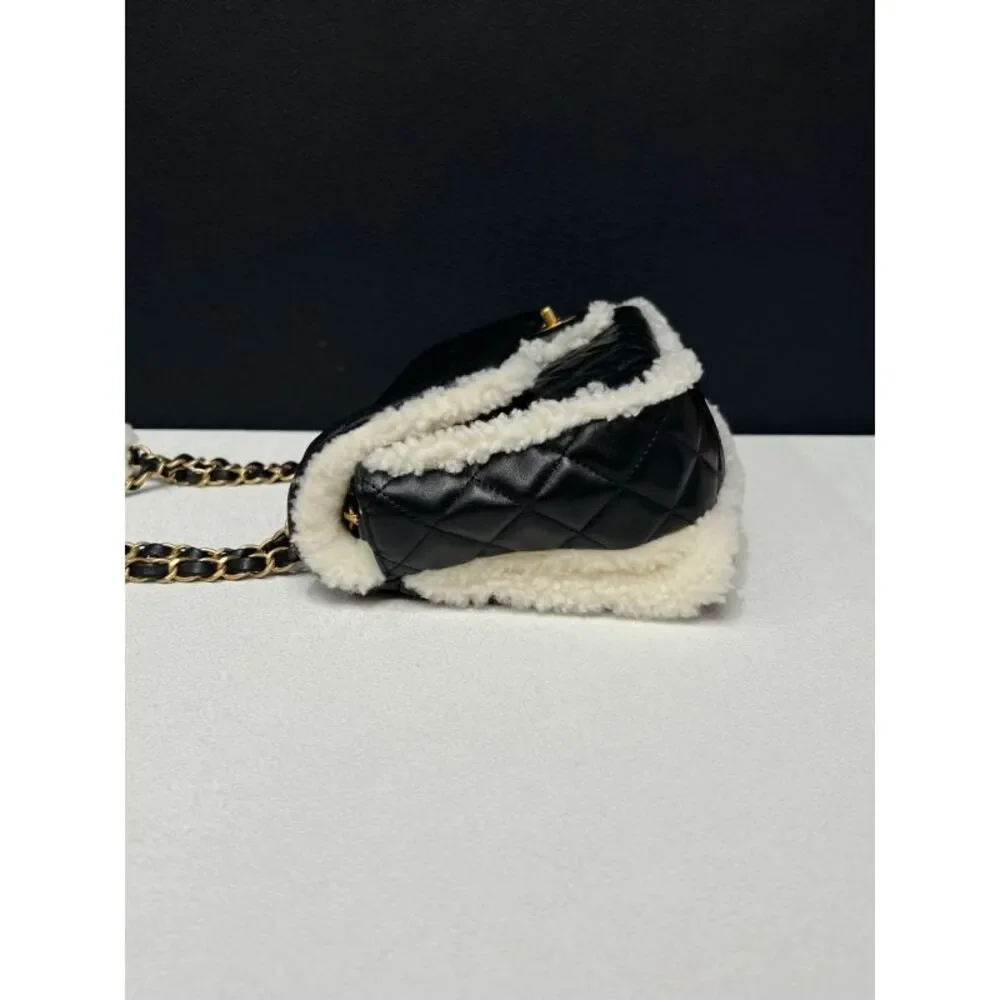 Chanel Women Pre-Loved Bag Very Good Condition